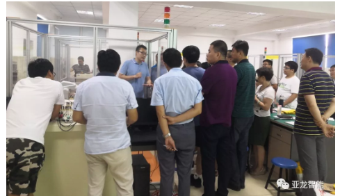 亚龙智能-培训实况 | 华北地区工业机器人应用技术培训班圆满举行